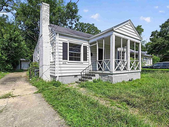 3rd image of 8728 West Blvd