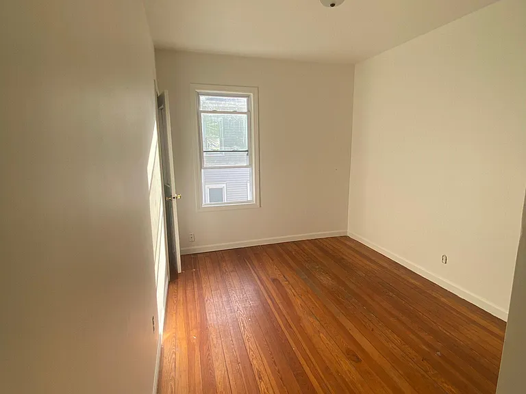 72 Ruth St #3 — Photo 7