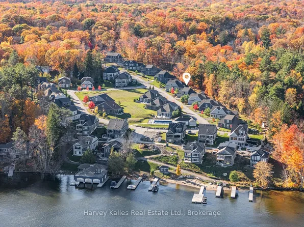 2054 Peninsula Rd #15, Muskoka Lakes, ON P0B 1J0