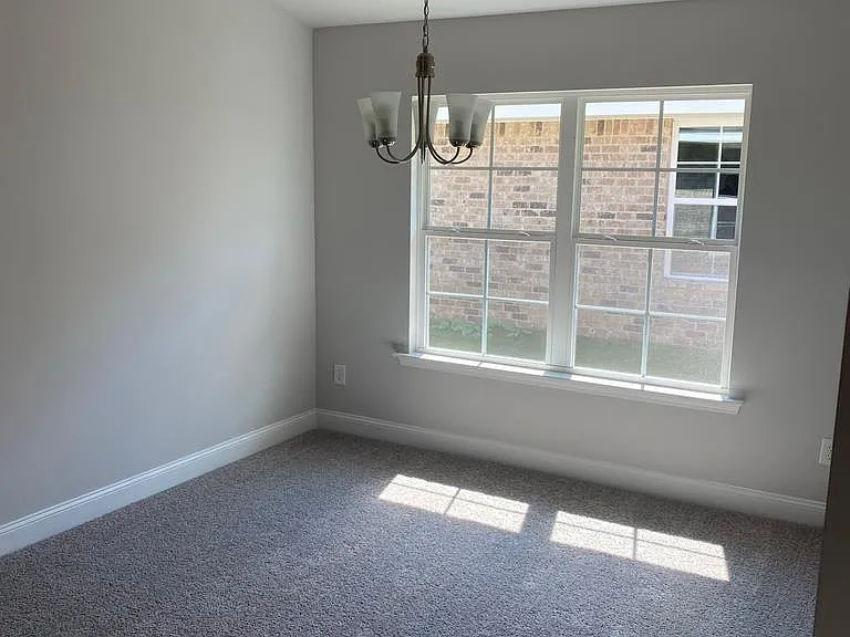121 Sorrelweed Dr — Photo 8