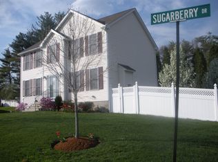 1 Sugarberry Dr, Nashua, NH 03062