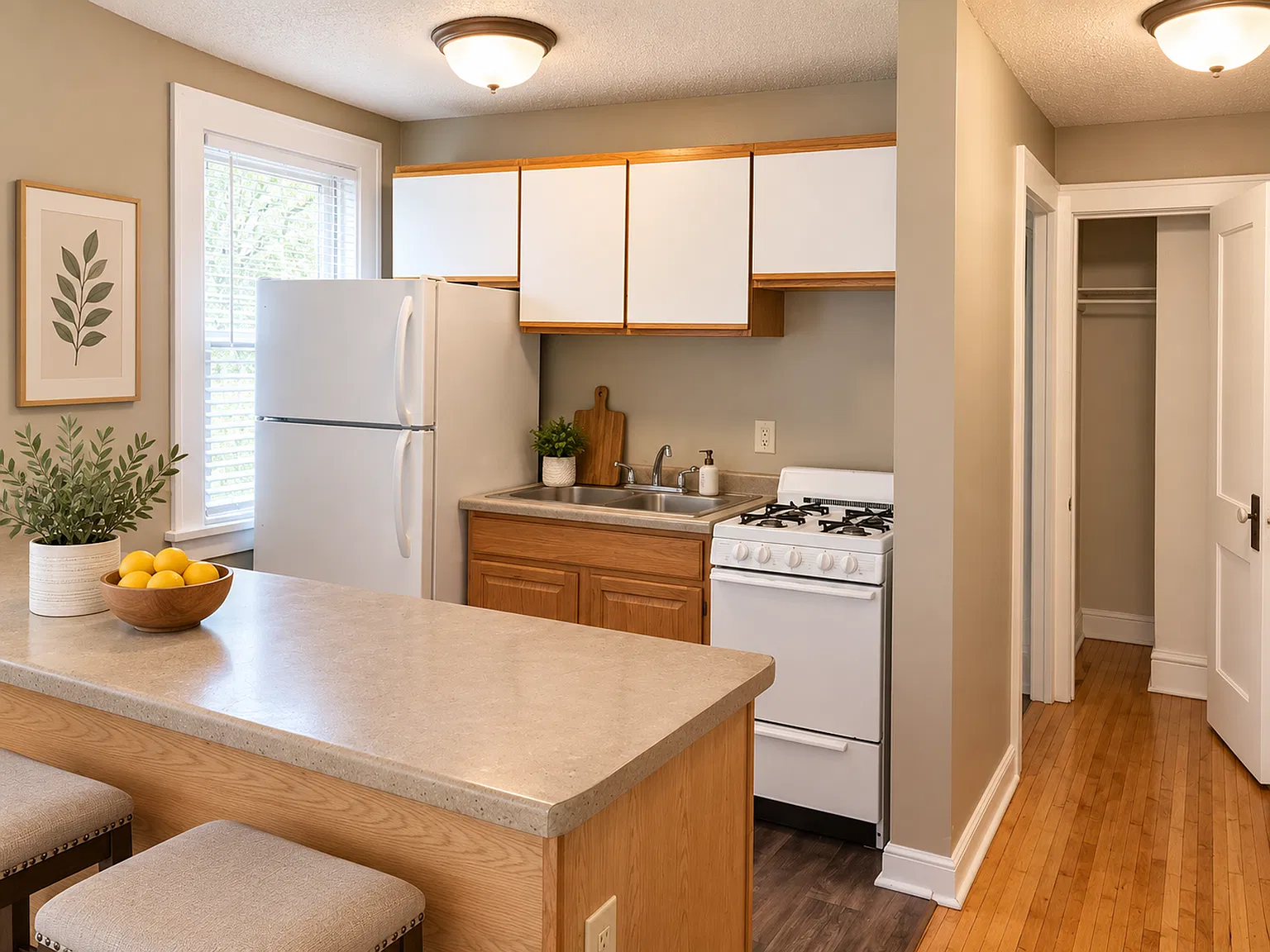 Affordable Nice Studios Available Now!! Only $799/Month!! — Photo 3