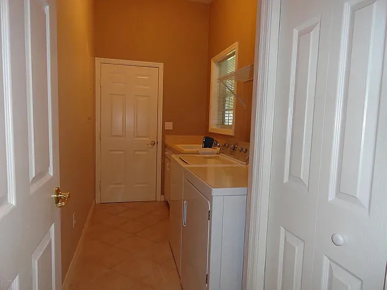 3320 Newbliss Cir — Photo 8