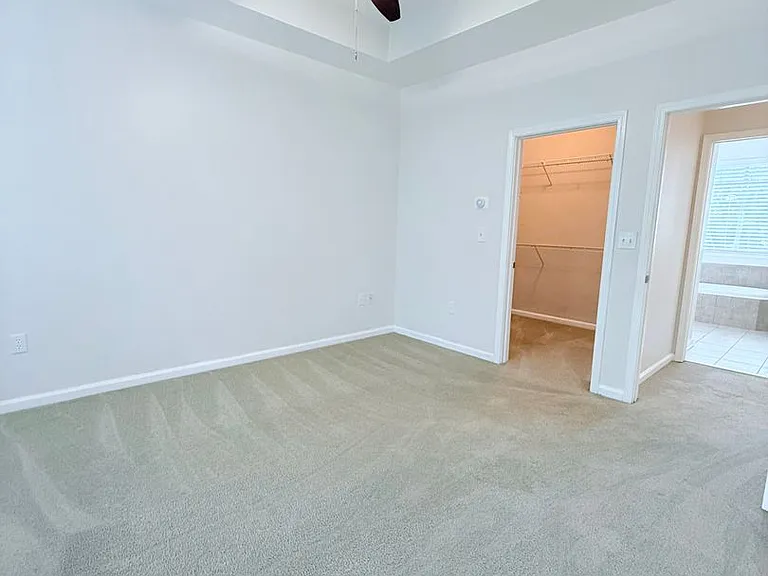 1055 Park Row N — Photo 13
