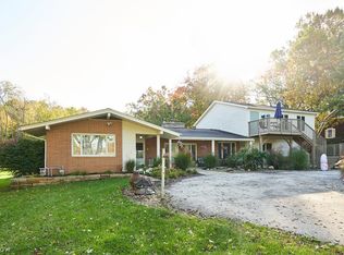 723-725 S Cleveland Ave, Mogadore, OH 44260