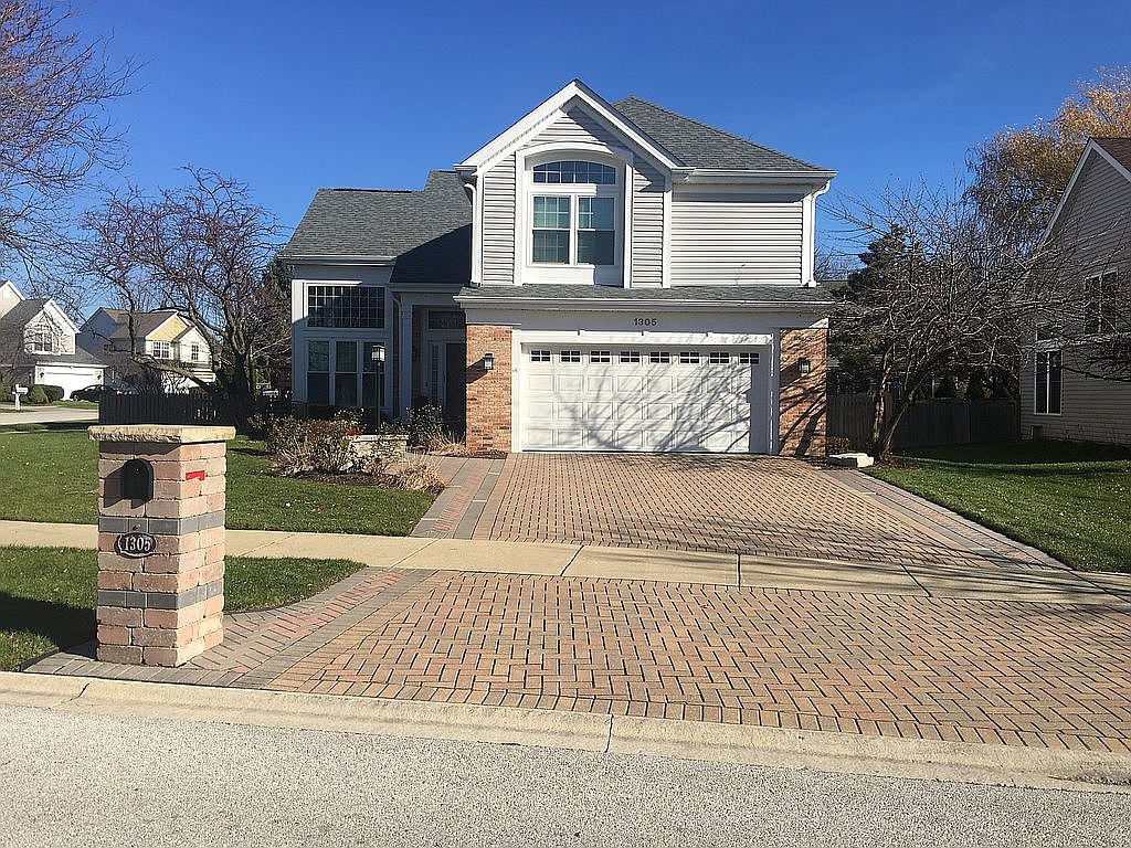 1305 Dunbarton Dr, Aurora, IL 60502 Zillow