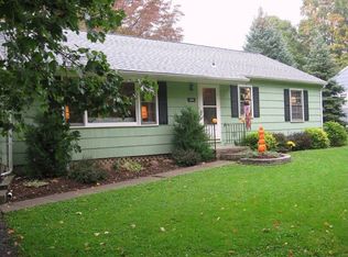 1064 Sweet Rd, East Aurora, NY 14052