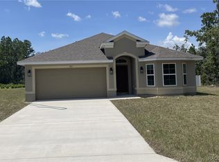 813 W Hallam Dr, Citrus Springs, FL 34434