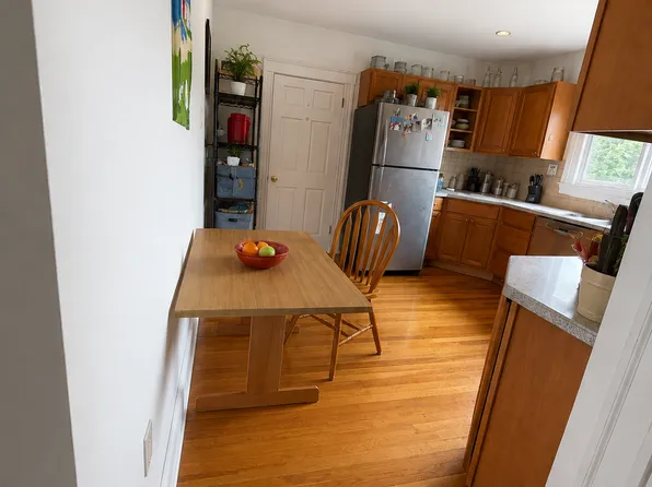 9 Arlington St, Somerville, MA