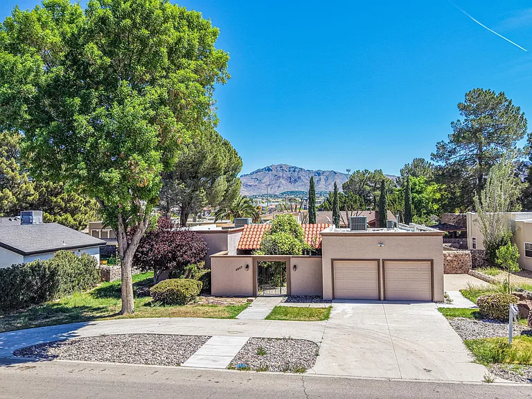 4945 Vista Grande Cir — Photo 5