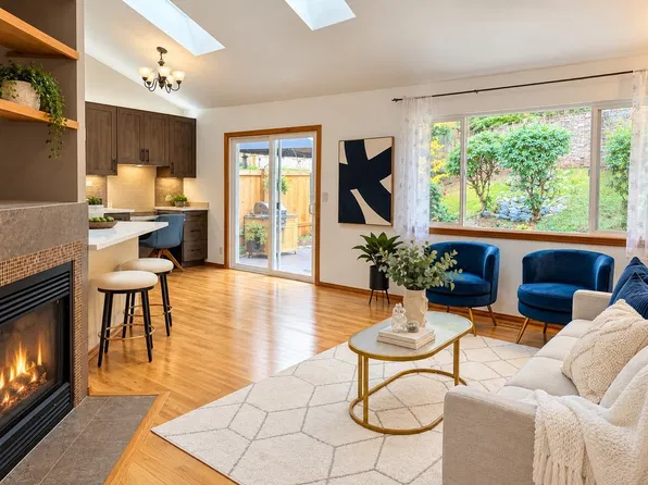 6108 133rd Place SW, Edmonds, WA 98026