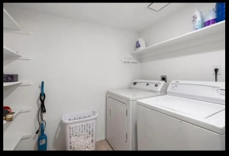 3721 W Waltann Ln — Photo 13