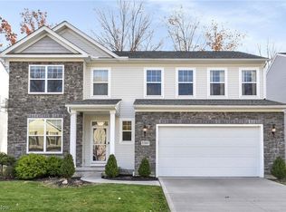 32887 Rebecca Ln, Avon Lake, OH 44012