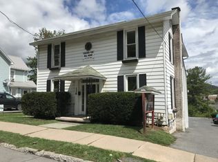 136 N Fairview St #1F, Lock Haven, PA 17745