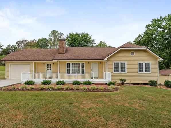 1570 W Main St, Livingston, TN 38570