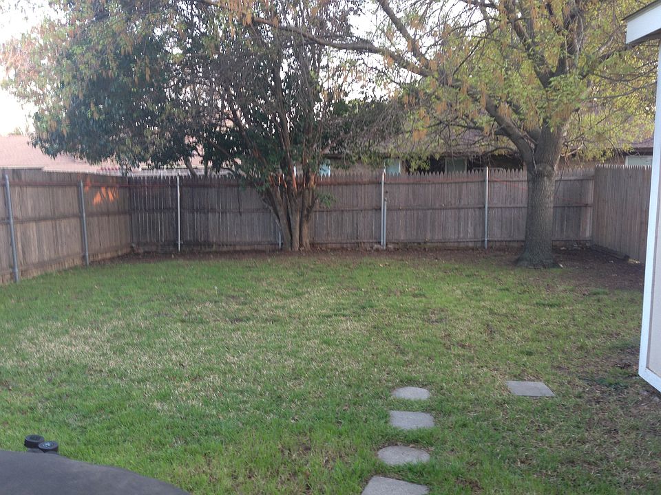 1st image of 9931 Plainfield Dr