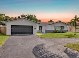3701 NW 108th Dr, Coral Springs, FL 33065