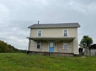 7661 Church Rd, Newcomerstown, OH 43832