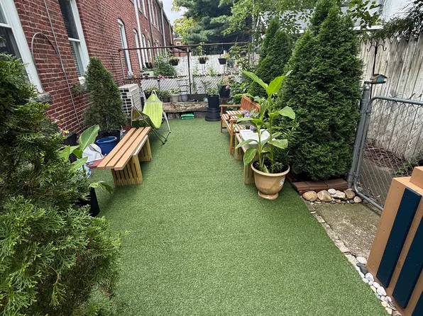 18 Holmes St #1, Allston, MA 02134