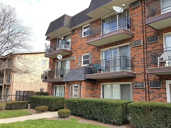 2nd image of 11935 S Hamlin Ave APT 3B