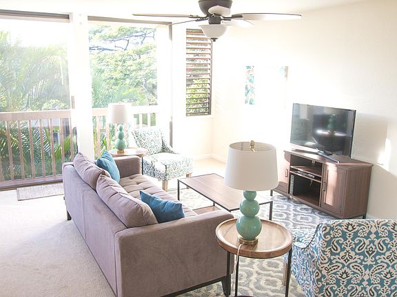 Samsung Smart 40" TV (wood floors not pictured)