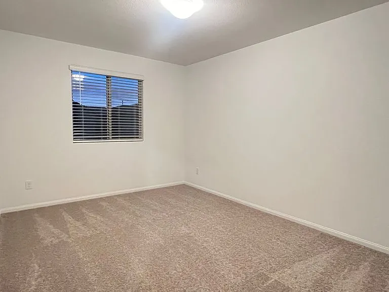 7668 Loftwood Ave — Photo 25