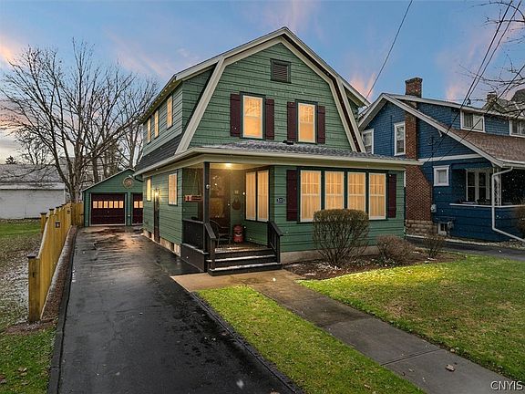 4th image of 523 Broad St