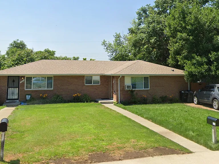 121 Gardner Dr — Photo 14