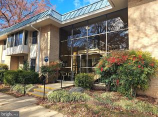 3630 Gleneagles Dr #8-1D, Silver Spring, MD 20906