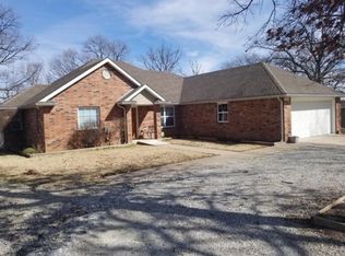 63800 E 157th Rd, Wyandotte, OK 74370