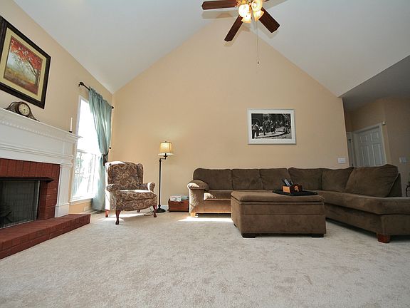 4th image of 1907 Elora Ct