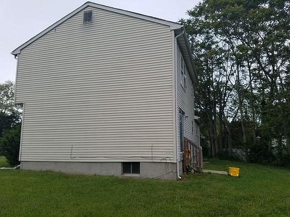2nd image of 1191 Anthony Ct