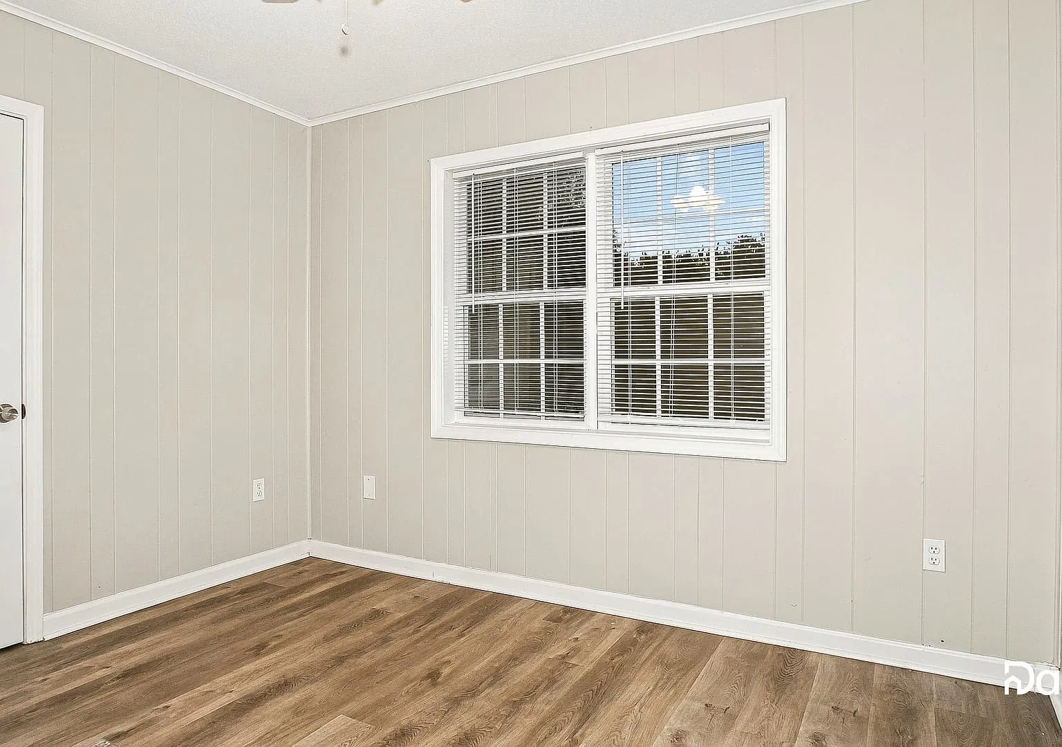 3 bed, 1.0 bath, 1056 sqft, $1,440 — Photo 4
