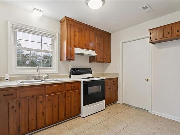 4th image of 124 Eastwood Dr