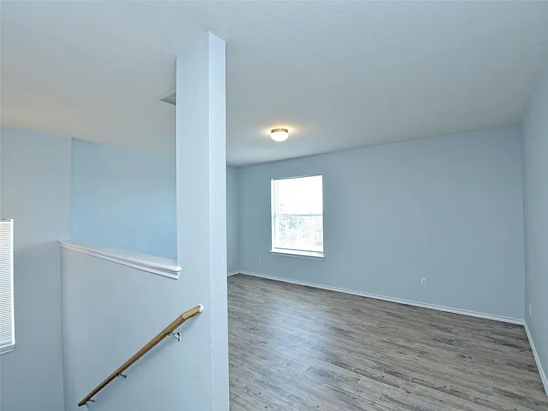 303 Banner Ave — Photo 17