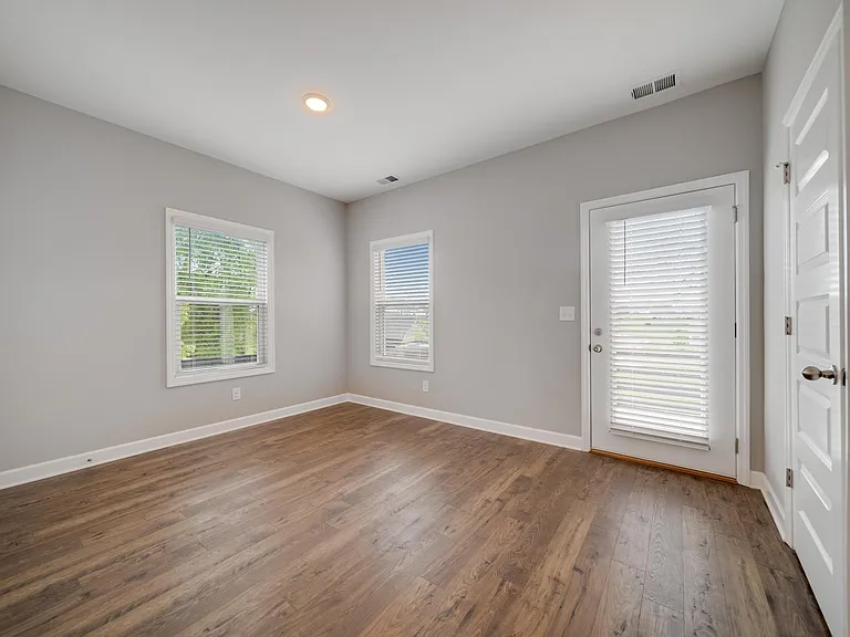 2501 Napa Valley Way — Photo 25