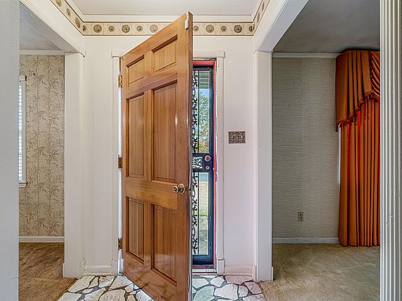 5th image of 4822 Boeingshire Dr
