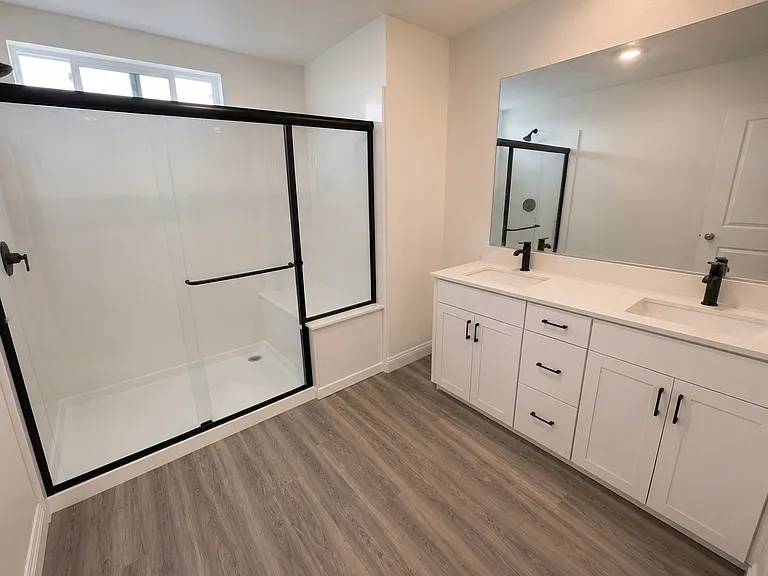 8770 Beverly Grove Ct — Photo 3