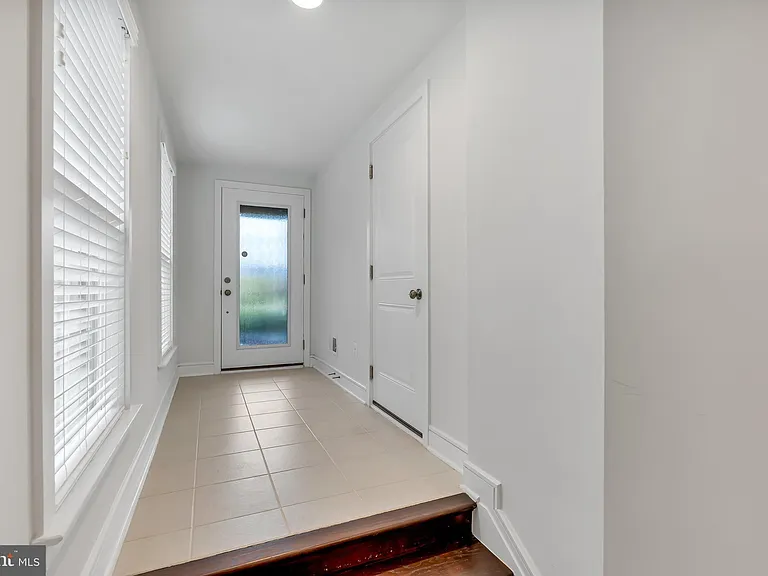 42281 Belgrave Gardens Ter — Photo 9