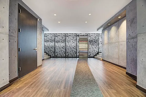 Rented by REAL New York | media 25