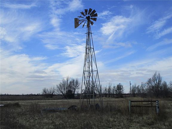 3rd image of 20631 E County Road 156