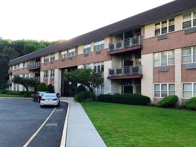 1111 River Rd APT C15, Edgewater, NJ, 07020