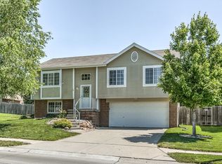 5521 S 186th Ave, Omaha, NE 68135