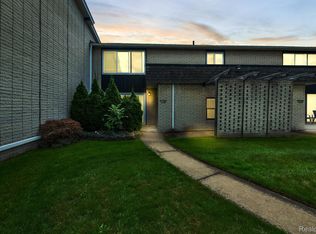 8232 Karam Blvd UNIT 4, Warren, MI 48093