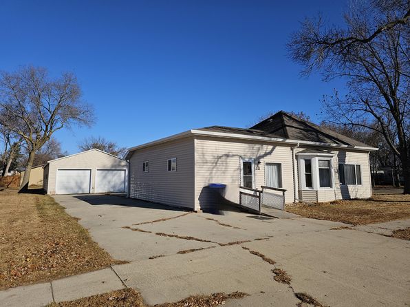 311 Catlett Ave E, Estelline, SD 57234