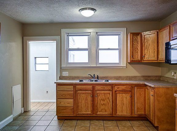 5th image of 1830 Alexander Ave