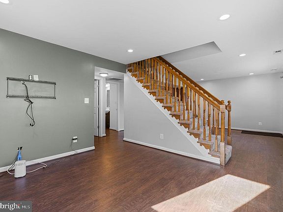 4th image of 319 Alameda Pkwy