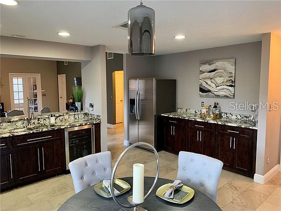 5th image of 6112 Lanshire Dr