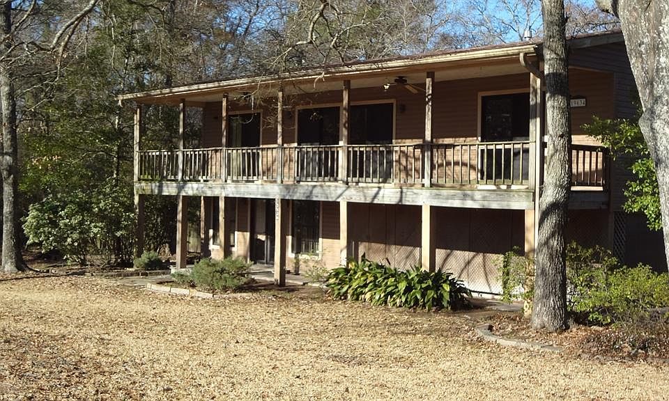 1st image of 19634 E Lakeshore Dr