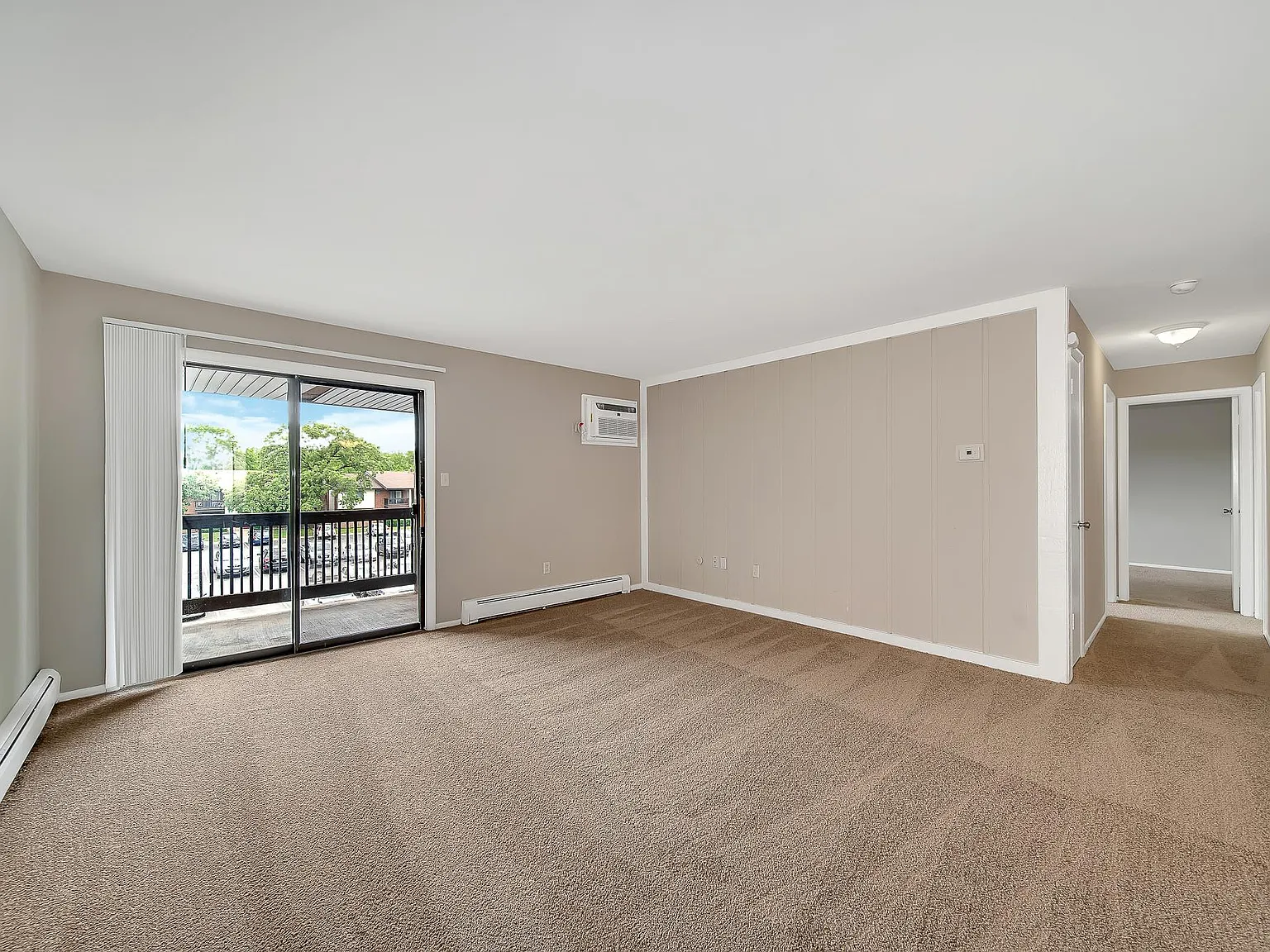 Wing Park Apartments — Photo 1